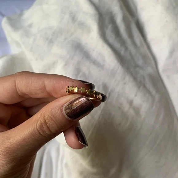 14k gold delicate star ring - size 8 - Picture 9 of 14